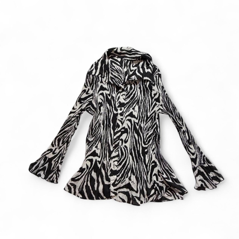 Vintage Y2K Black White Zebra Print Plisse Flare Sleeve Button Up Blouse